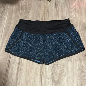 Lululemon Size 4 Black and Blue Athletic Shorts with Elastic Waistban